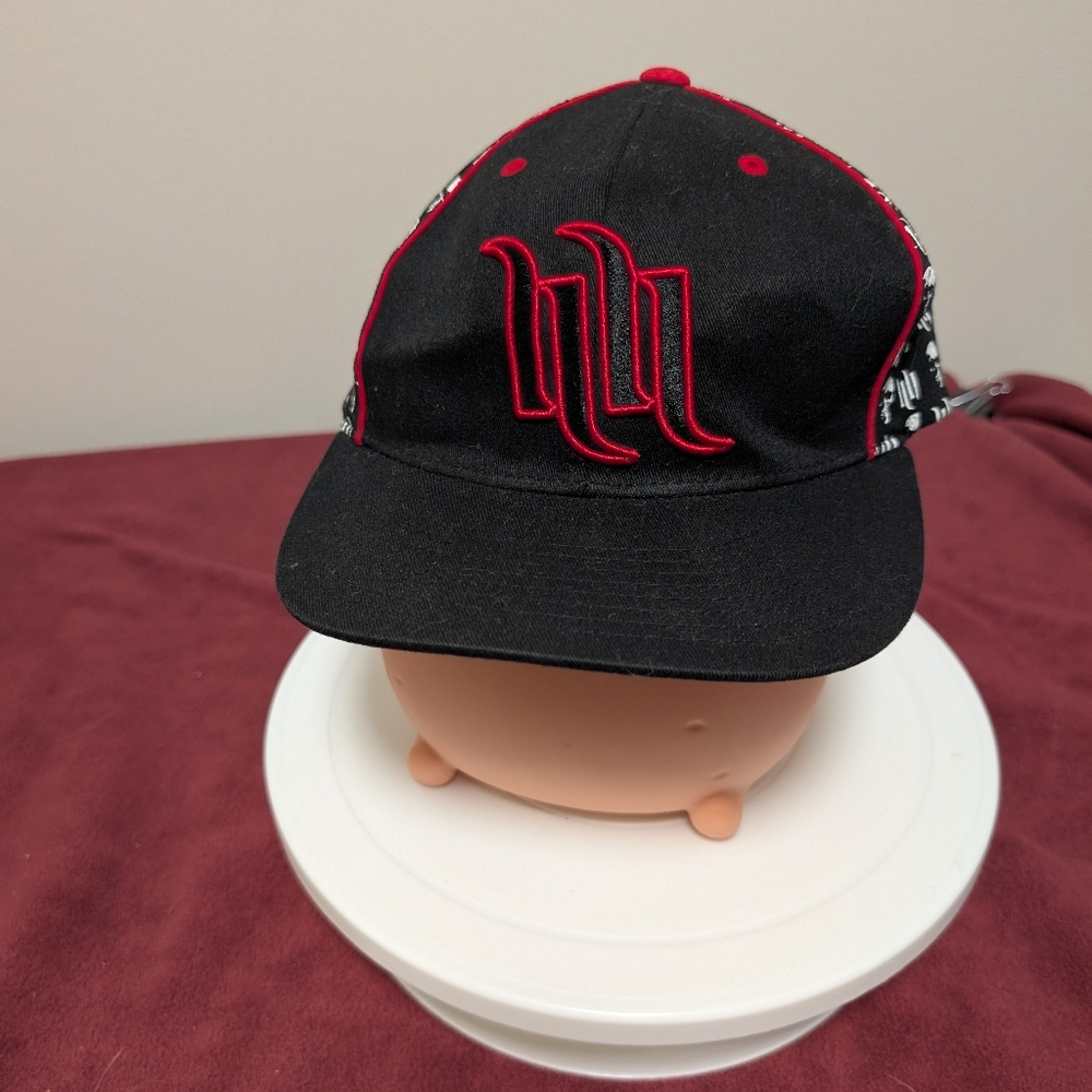 Hart And Huntington Skull Graphic Flexfit Hat - Size S-M